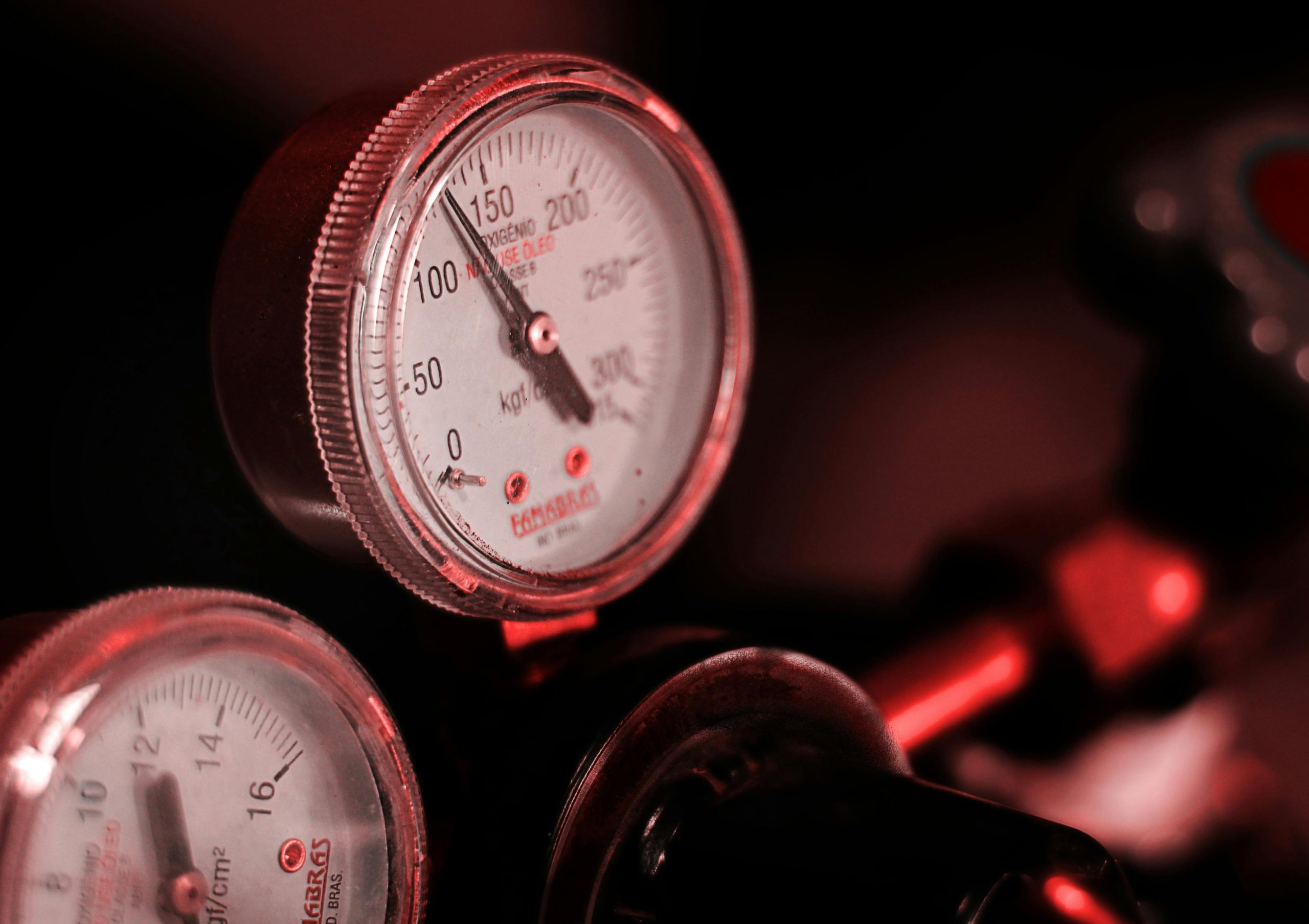 Comment les détecteurs multigaz portables améliorent la sécurité des travailleurs sur le terrain